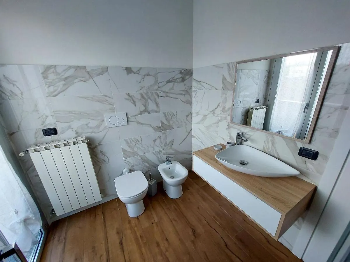 Appartamento Privato Con Jacuzzi Legnano 0*,